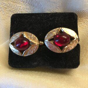 Vintage Goldtone And Red Cabochon Cufflinks Designer Signed
